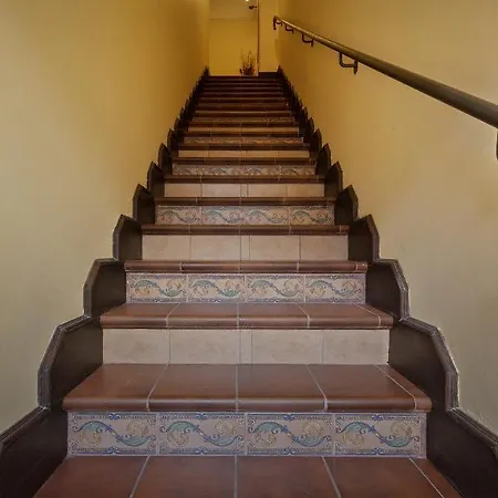 Casa Manzella 3*