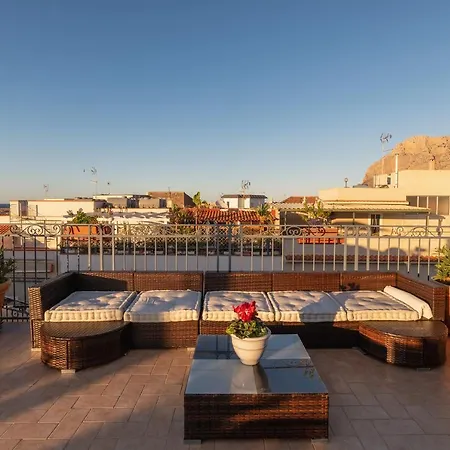 Bed & Breakfast Casa Manzella 3*