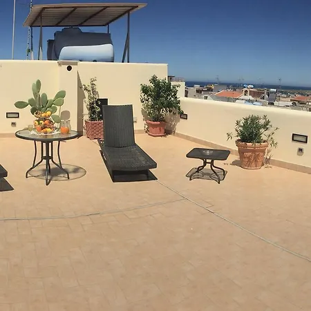 Bed & Breakfast Casa Manzella 3*